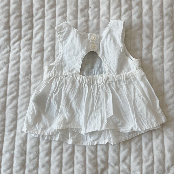 Newborn Baby White tops and cardigan Bundle - Picture 4 of 6